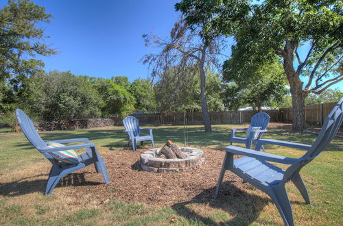 Photo 28 - Modern Farmhouse With Hottub Fire Pit & Games