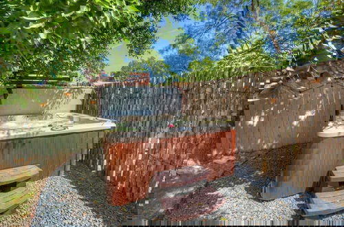 Photo 15 - Stunning Home With Hot Tub - Walk to Main
