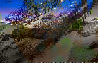Foto 1 - The Grove-c With Hot Tub - Walk to Main Street