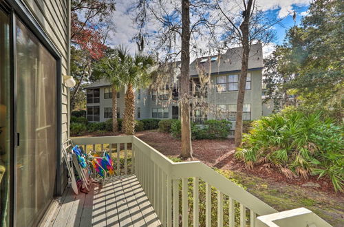 Photo 17 - Hilton Head Island Townhome: Walk to Beach