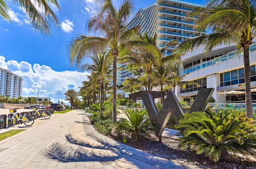 Photo 14 - Stunning Fort Lauderdale Resort Condo w/ Pool