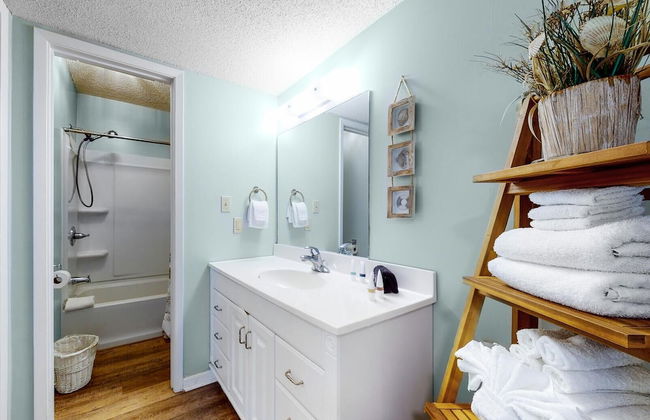 Beach View 3br/2ba W/pools Sleeps 8 - Foto 15