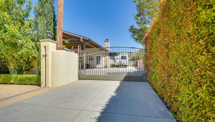 Photo 1 - Luxe Pasadena Casita w/ Fireplace & Grill