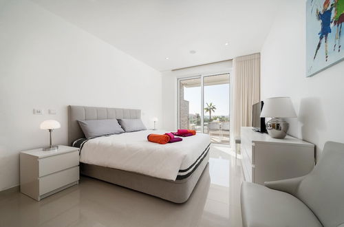 Photo 3 - Luxury Spacious Lagos Apartment by Ideal Homes