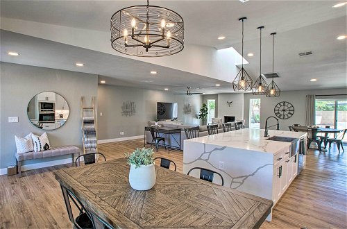 Foto 40 - Central Scottsdale Oasis With Pool & Game Room