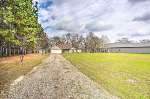 Foto 5 - Family Alba Home w/ Boat Dock on Lake Fork