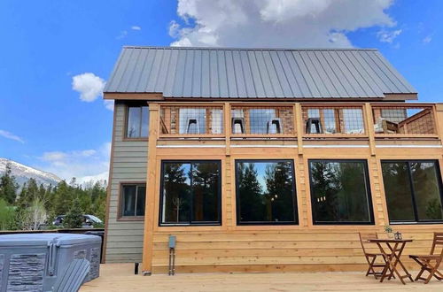 Photo 8 - Mountain View Home Near Breck Vail 4 Seasons Room Rooftop Deck Hot Tub