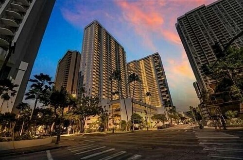 Photo 41 - Sleek & Modern 32nd Floor Condo at the Waikiki Banyan - Free parking! by Koko Resort Vacation Rentals
