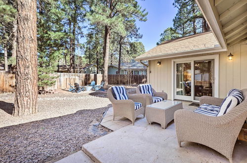 Foto 6 - Stylish Flagstaff Hideaway w/ Private Hot Tub