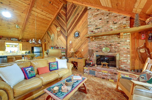 Photo 25 - Cozy Family-friendly Badger Retreat w/ Fireplace