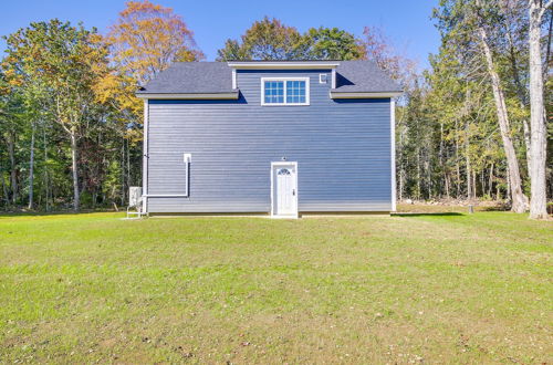 Foto 23 - Cozy Camden Cottage w/ Fire Pit & Trail Access