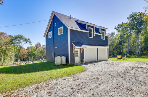 Foto 5 - Cozy Camden Cottage w/ Fire Pit & Trail Access