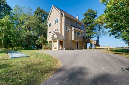 Photo 10 - Idyllic Montross Vacation Rental Home w/ Views