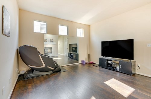 Photo 14 - Bothell Retreat: Home Gym, Fireplace & More