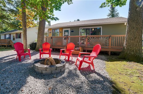Photo 6 - Higgins Lake Cottage w/ Private Fire Pit & Grill