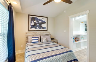 Photo 3 - Vibrant Marathon Vacation Rental: Walk to Marina