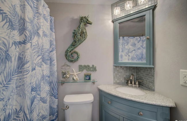 Seaside Elegance Your Coastal Getaway - Foto 13