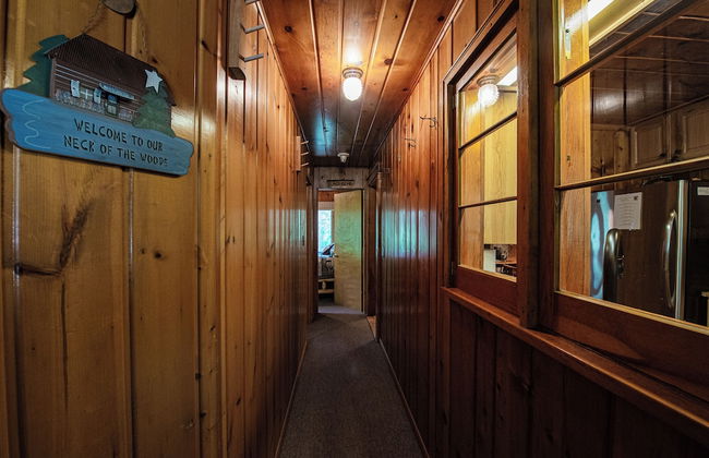 Cozy Riverside Getaway Pine Bend Cottage - Photo 19