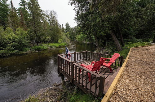 Photo 33 - Cozy Riverside Getaway Pine Bend Cottage