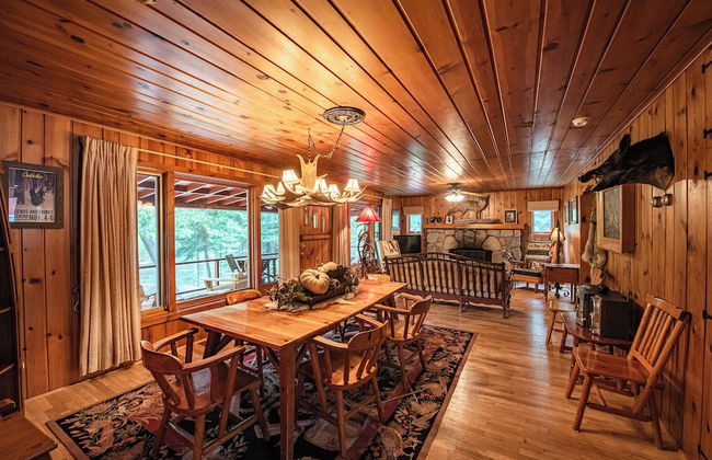 Cozy Riverside Getaway Pine Bend Cottage - Photo 10