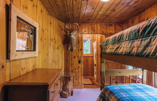 Photo 3 - Cozy Riverside Getaway Pine Bend Cottage