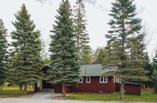 Photo 27 - Cozy Riverside Getaway Pine Bend Cottage