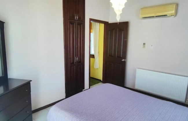 Villa - Private Pool, Free Parking & pet Friendly - Photo 4