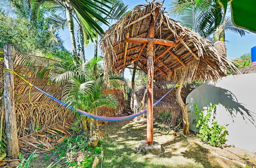 Foto 7 - Tropical Sayulita Condo w/ Patio & Beach Access