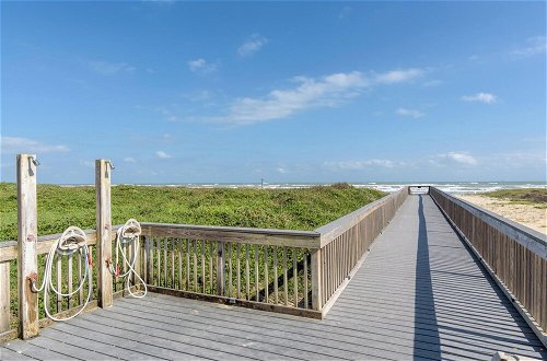 Photo 39 - Beachfront Condo w Panoramic 12th-floor Gulf View