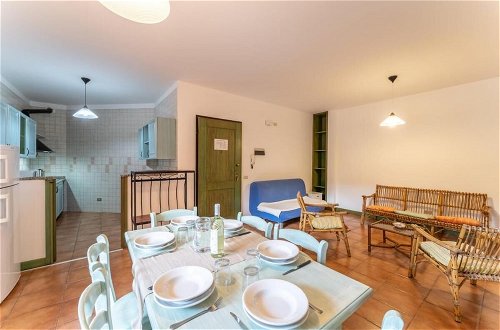 Foto 30 - Quaint Residence I Mirti Bianchi 2 Bedroom Apartment Sleeps 6 No0497