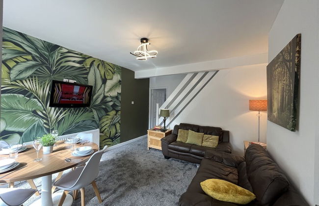 Modernised Central Wigan Townhouse Sleeps up to 6 - Foto 30