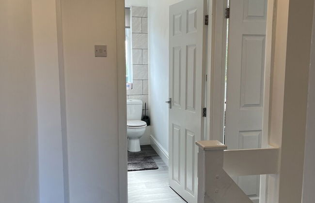 Modernised Central Wigan Townhouse Sleeps up to 6 - Foto 32