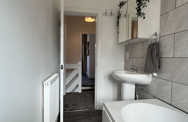 Modernised Central Wigan Townhouse Sleeps up to 6 - Foto 20
