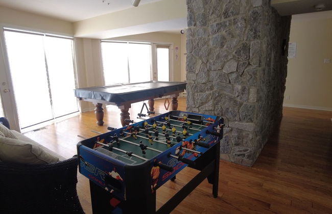 Waterfront Cottage 4 BD by GLOBALSTAY - Photo 18