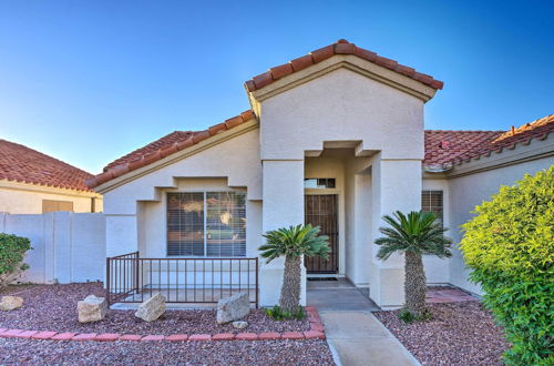 Foto 8 - Peoria Home w/ Fenced Outdoor Pool + Yard