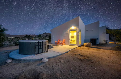 Photo 31 - Desert Villa Retreat Joshua Tree View