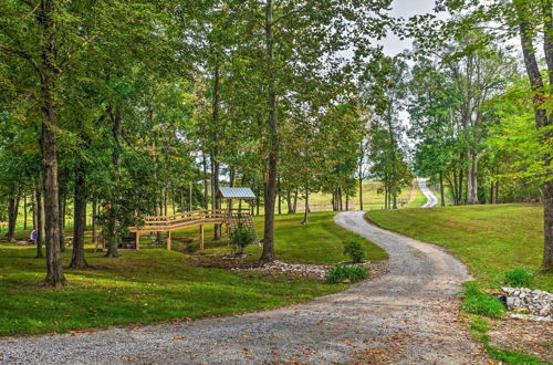 Photo 17 - Mammoth Cave Rental on 50 Acres: Shared Amenities