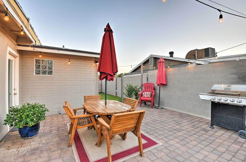 Foto 6 - Phoenix Home w/ Pool & Camelback Mtn Views