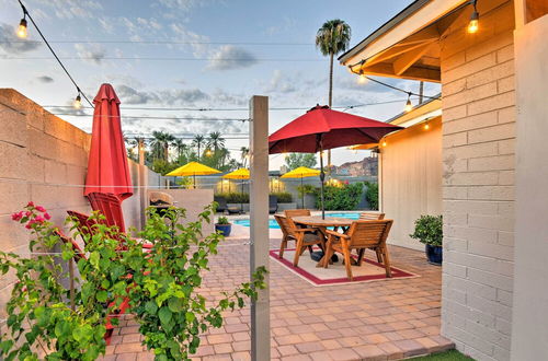 Photo 5 - Phoenix Home w/ Pool & Camelback Mtn Views