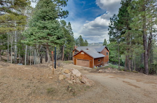 Photo 33 - Angel Fire Rental Cabin w/ Hot Tub & Mountain View