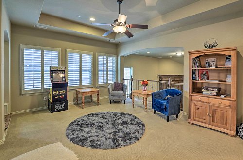 Photo 20 - Chic Family-friendly Home in Irving w/ Yard