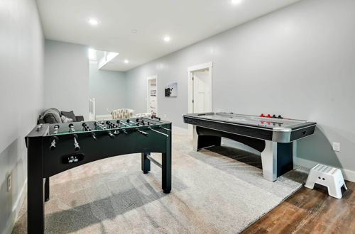 Photo 11 - Family-friendly Russell Springs Home w/ Game Room