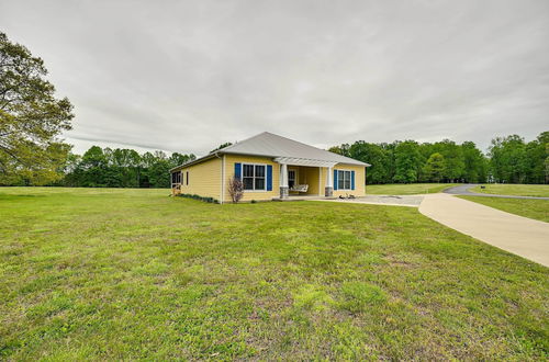 Photo 2 - Family-friendly Russell Springs Home w/ Game Room