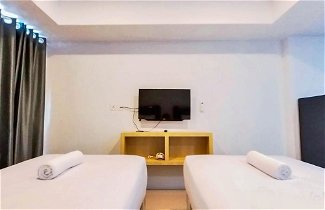 Photo 3 - Cozy Stay Studio At De Prima Apartment