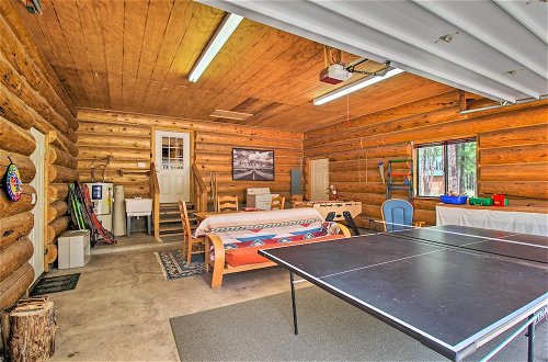 Foto 5 - Tranquil Mountain Cabin w/ Game Room & Fireplace