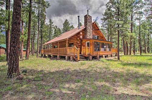 Foto 9 - Tranquil Mountain Cabin w/ Game Room & Fireplace