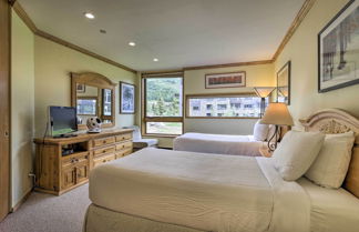 Photo 3 - Spacious Vail Condo: Steps From Eagle Bahn Gondola