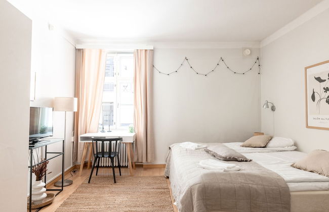 2ndhomes Comfy Studio by Esplanade Park - Photo 1