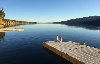 Foto 1 - Lakeside Whitefish Cottage w/ Private Hot Tub