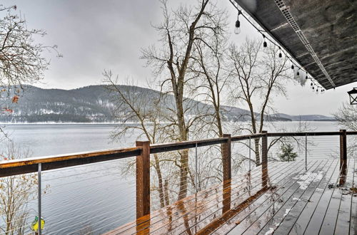 Foto 6 - Lakeside Whitefish Cottage w/ Private Hot Tub